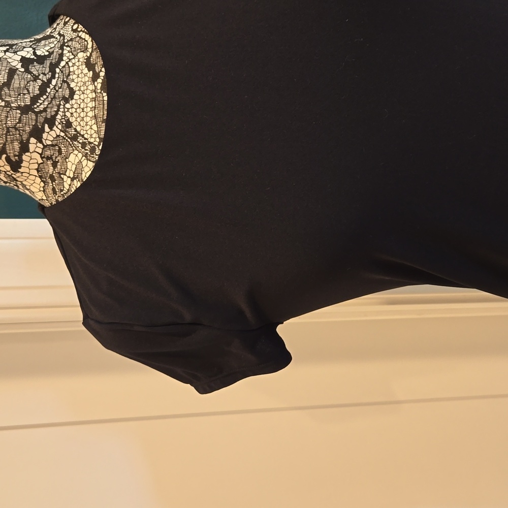 Express Black Short Sleeve Thong Bodysuit | Size M - Picture 2 of 7
